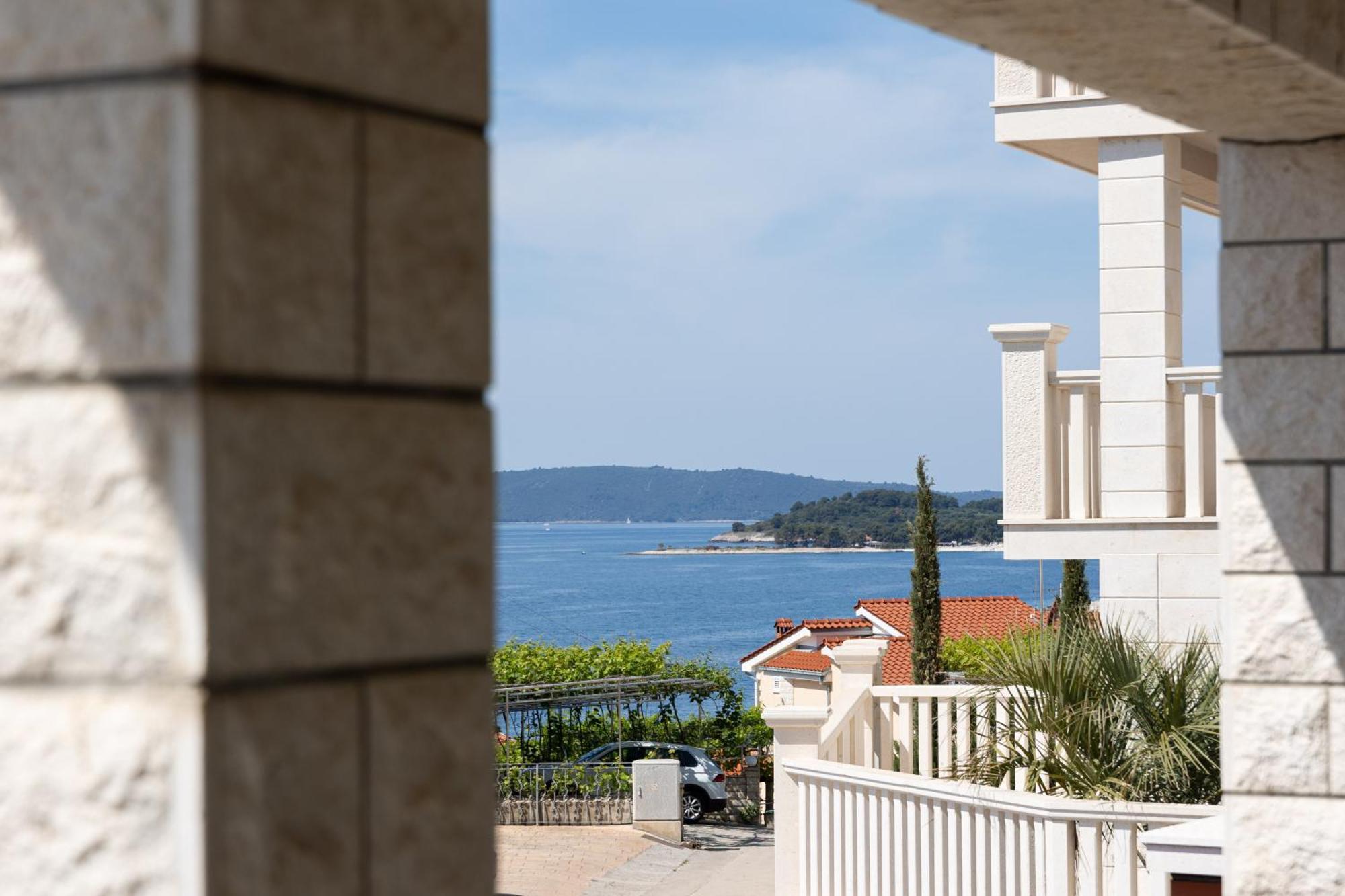 Apartments Wisibada Trogir Kültér fotó