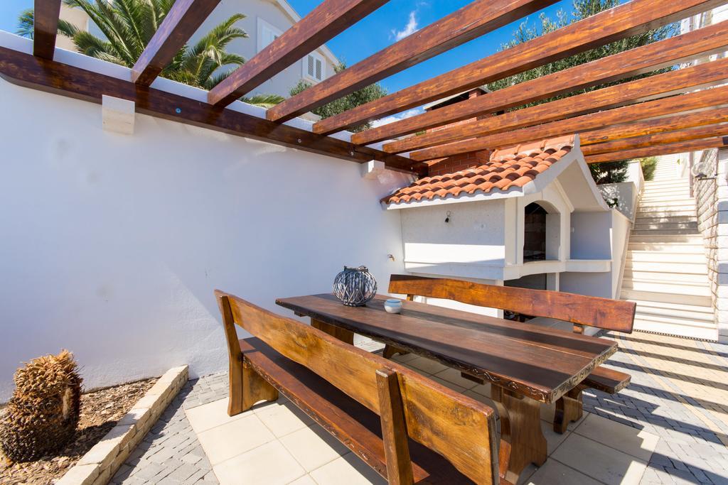 Apartments Wisibada Trogir Kültér fotó