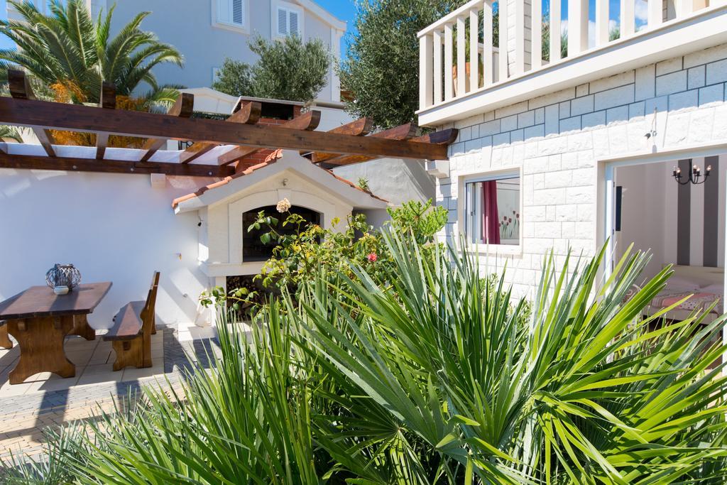 Apartments Wisibada Trogir Kültér fotó